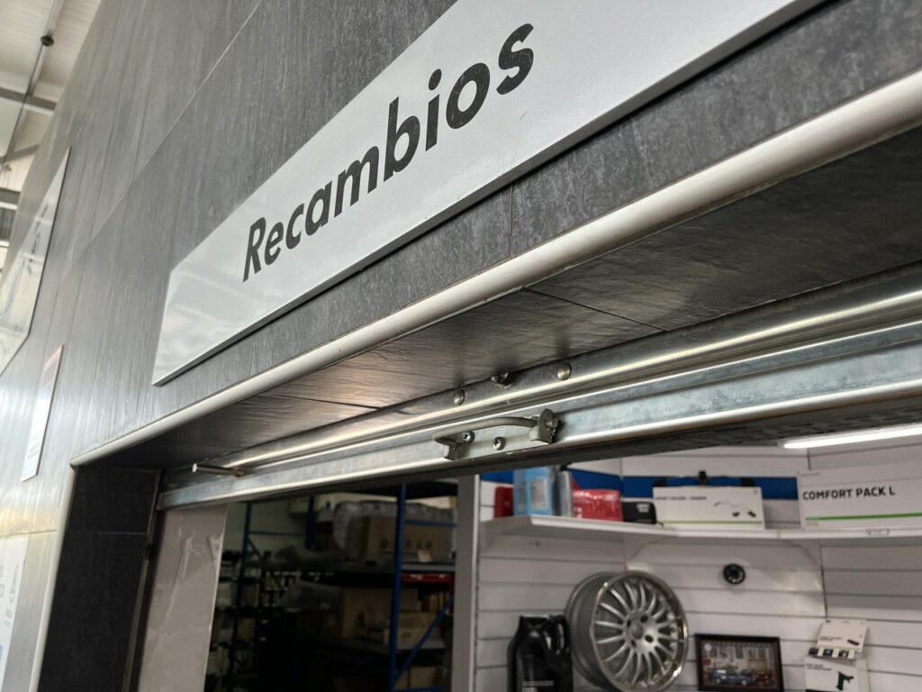 Departamento de recambios originales Volkswagen Audi Škoda en San Javier